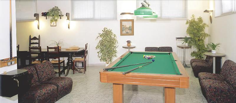 לואנו Hotel Torre Antica מראה חיצוני תמונה