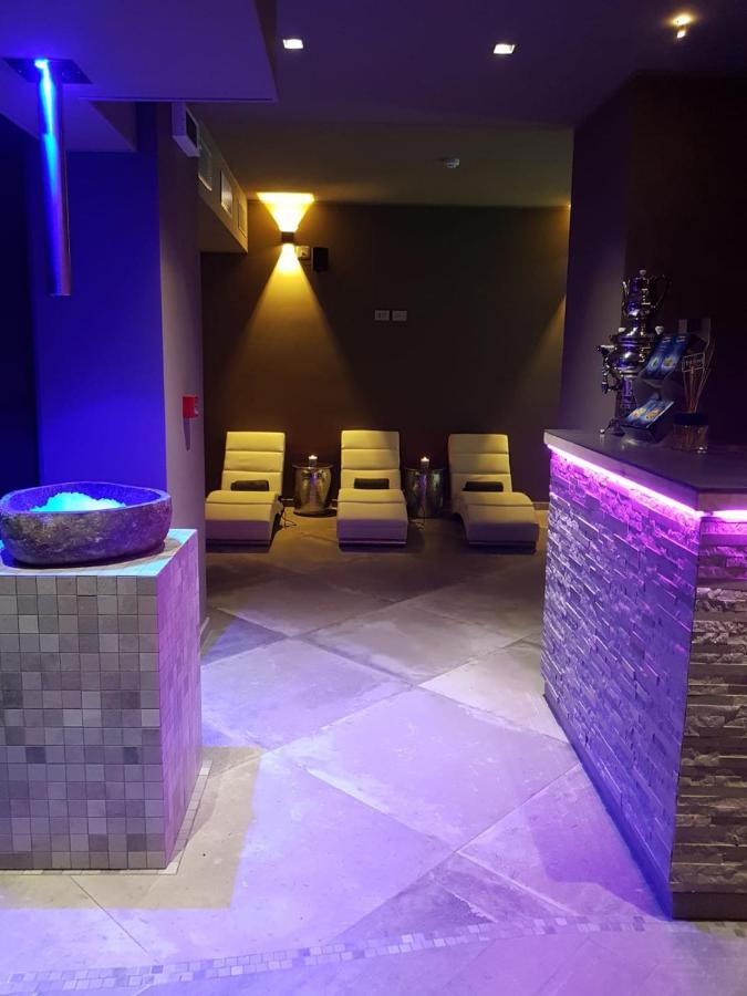 לואנו Hotel Torre Antica מראה חיצוני תמונה